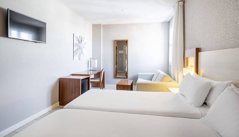  Hotel ILUNION Fuengirola